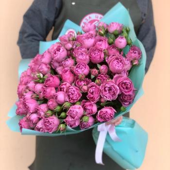 Букет из кустовых розовых роз [код: 179928]