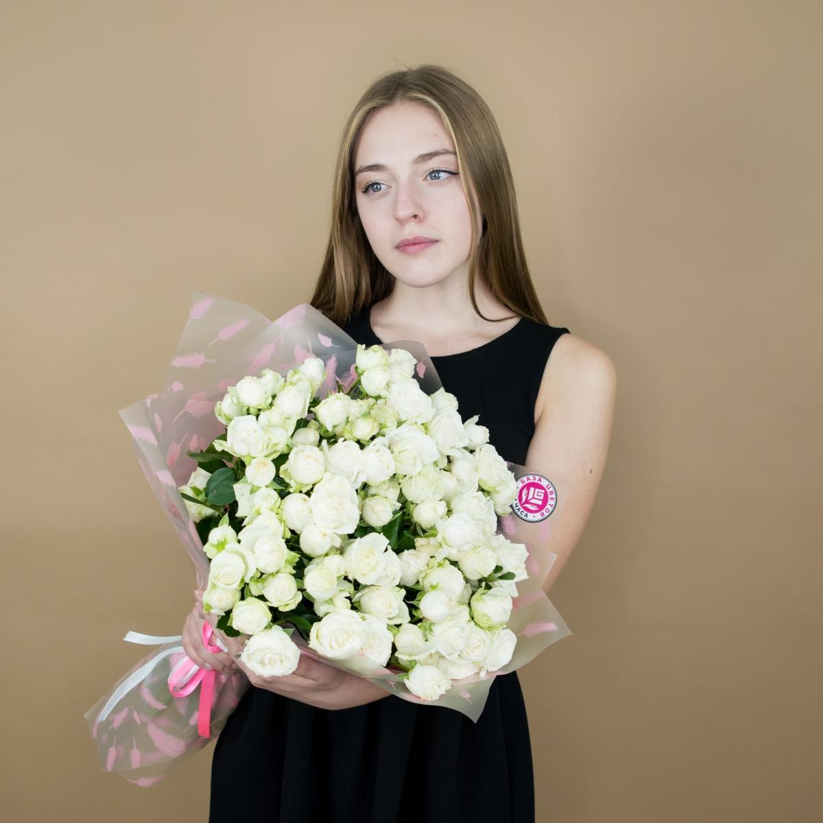 Розы кустовые белые код товара: 4032
