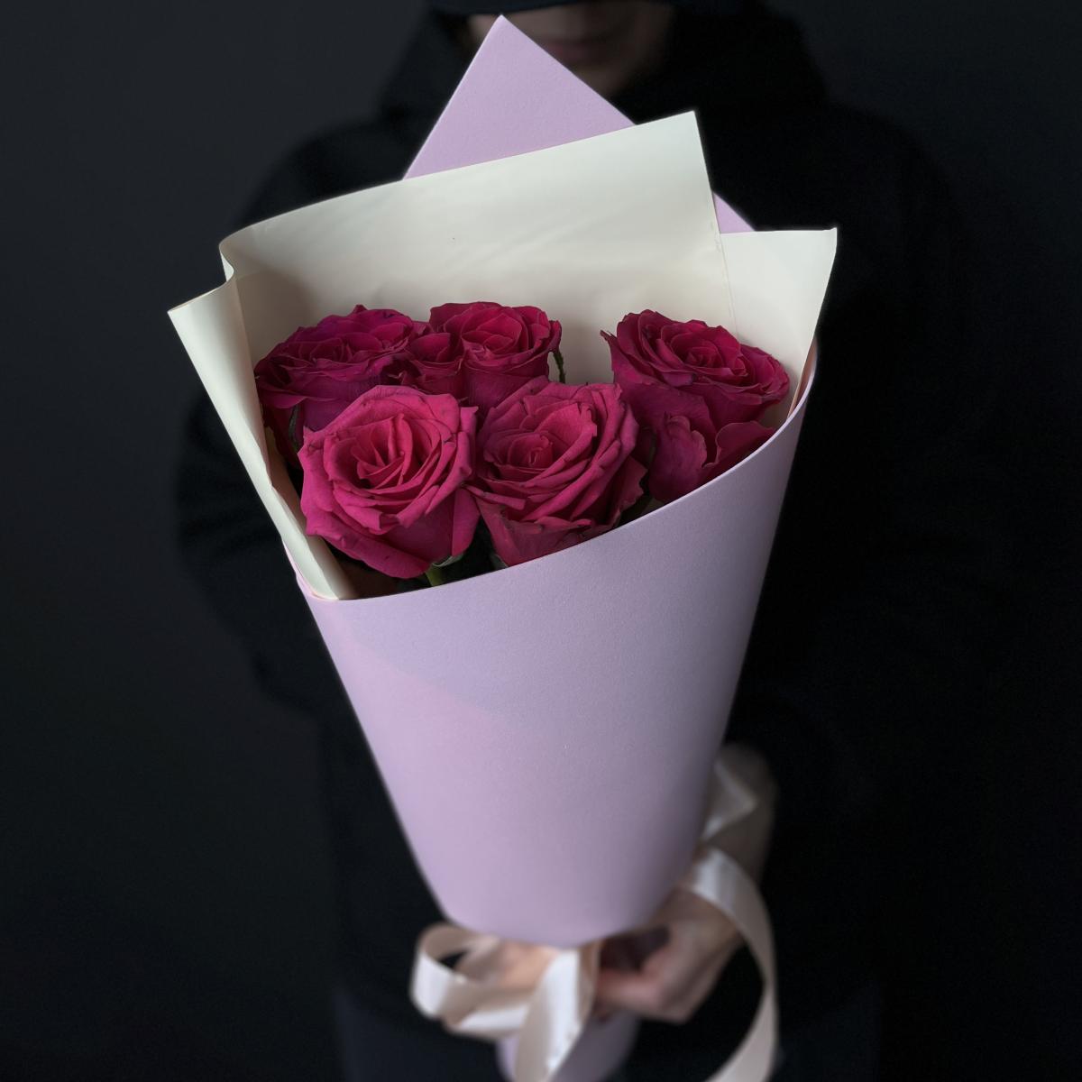 Букеты из розовых роз 40 см (Эквадор) код товара  91056